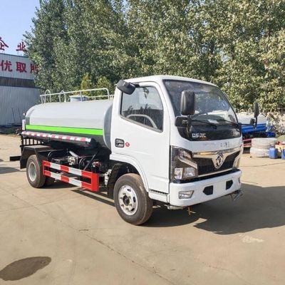 Camion utilisé 5 Ton Used Spray Truck d'arroseuse de bateau-citerne de l'eau de Dongfeng 5cbm M3